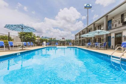 Days Inn by Wyndham Natchitoches - image 14