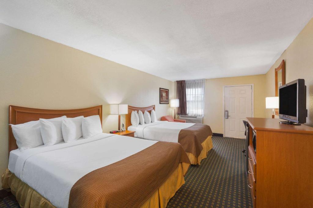 Days Inn by Wyndham Natchitoches - image 5