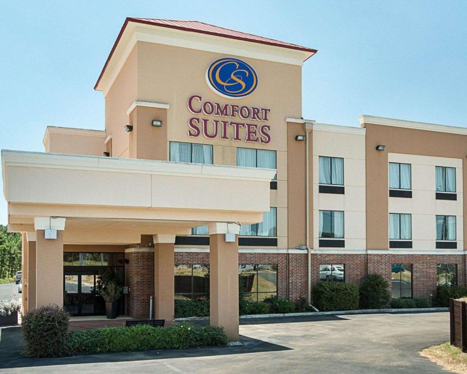 Comfort Suites Natchitoches - main image