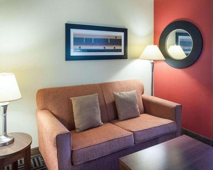 Comfort Suites Natchitoches - image 10