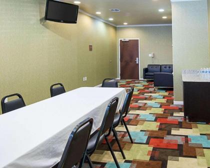 Comfort Suites Natchitoches - image 12
