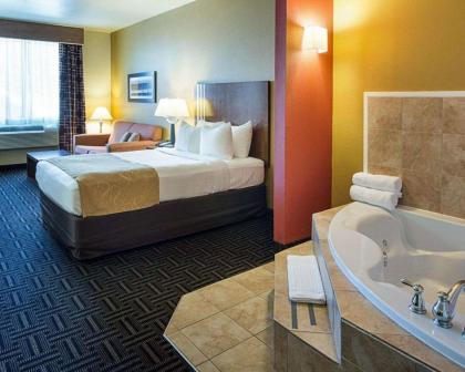 Comfort Suites Natchitoches - image 4