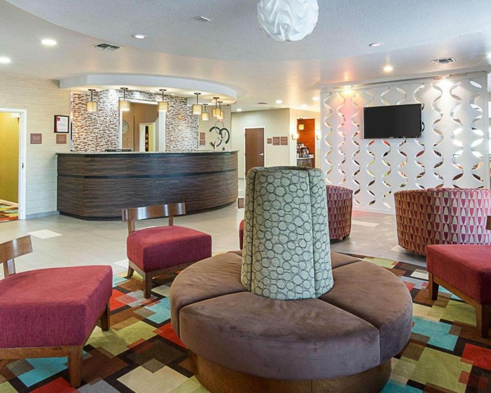 Comfort Suites Natchitoches - image 5