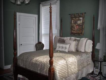 Sweet Cane Inn - image 5