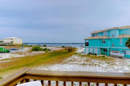 3 Bed 2 Bath Apartment in Navarre Beach Navarre