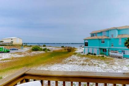 3 Bed 2 Bath Apartment in Navarre Beach