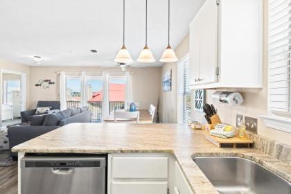 Sunset Harbour Villas 4-423 - image 9