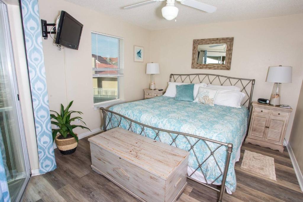 Sunset Harbor Villa Unit 421 - image 5