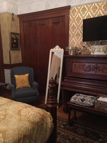 Queen Anne Bed and Breakfast - image 12