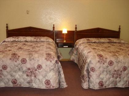 Nevada Inn - image 15