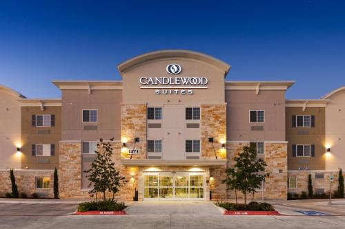 Candlewood Suites New Braunfels an IHG Hotel - main image