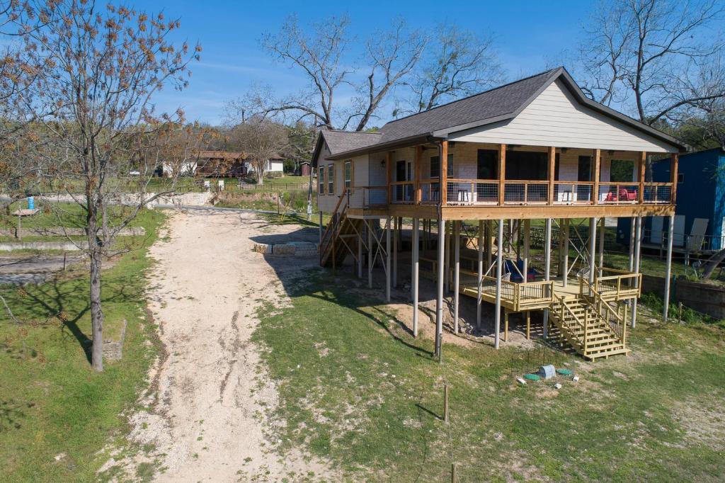 Lazy Southern Getaway - image 4
