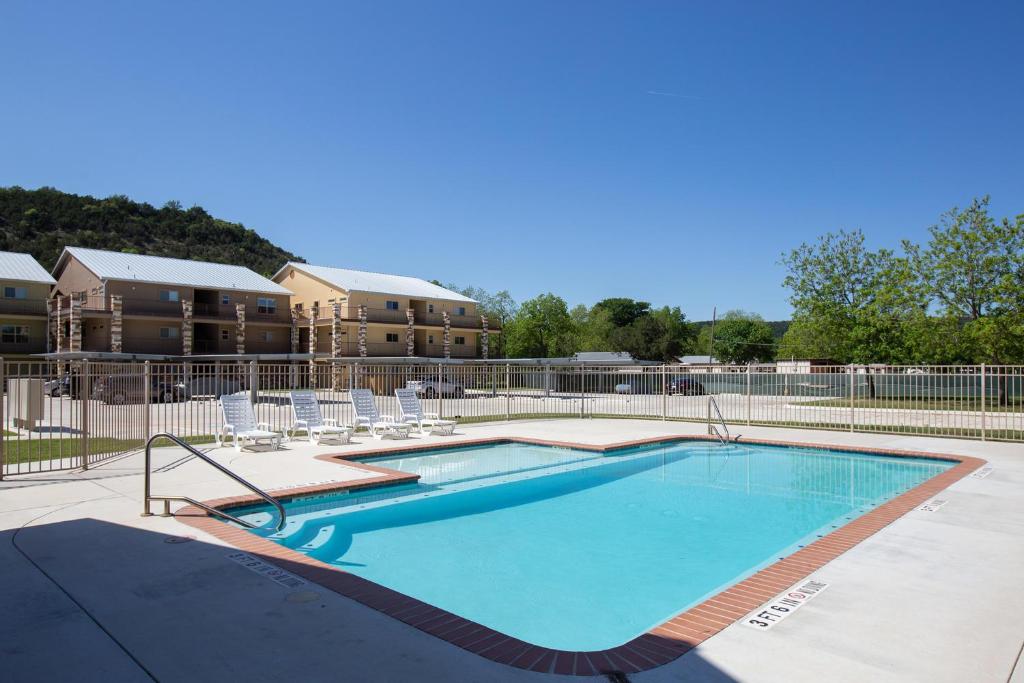 Guadalupe River Oasis RG 211 - image 3