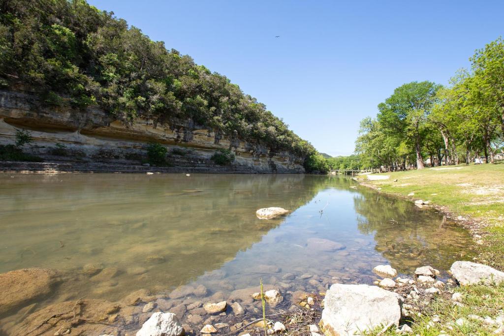 Guadalupe River Oasis RG 211 - image 4