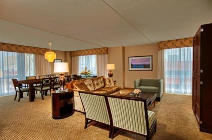 Heldrich Hotel and Conference Center - image 21