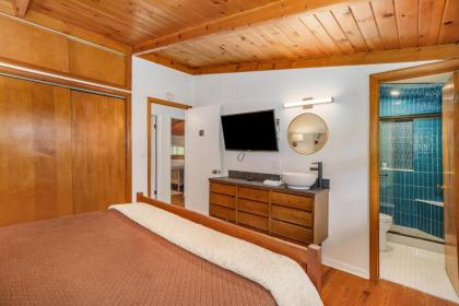 Ferris' Retreat - image 15