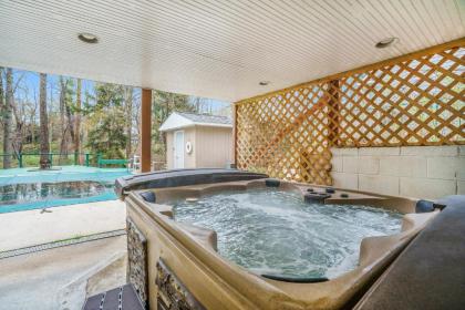 Ferris' Retreat - image 4