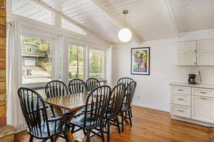 Ferris' Retreat - image 6