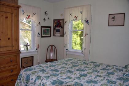 Happy Thoughts Cottage - image 11