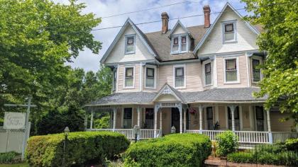 Garden and Sea Inn