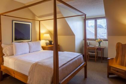 New Harmony Inn Resort and Conference Center - image 3