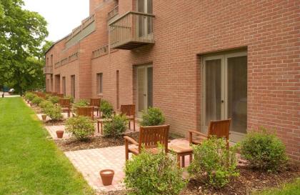 New Harmony Inn Resort and Conference Center - image 4