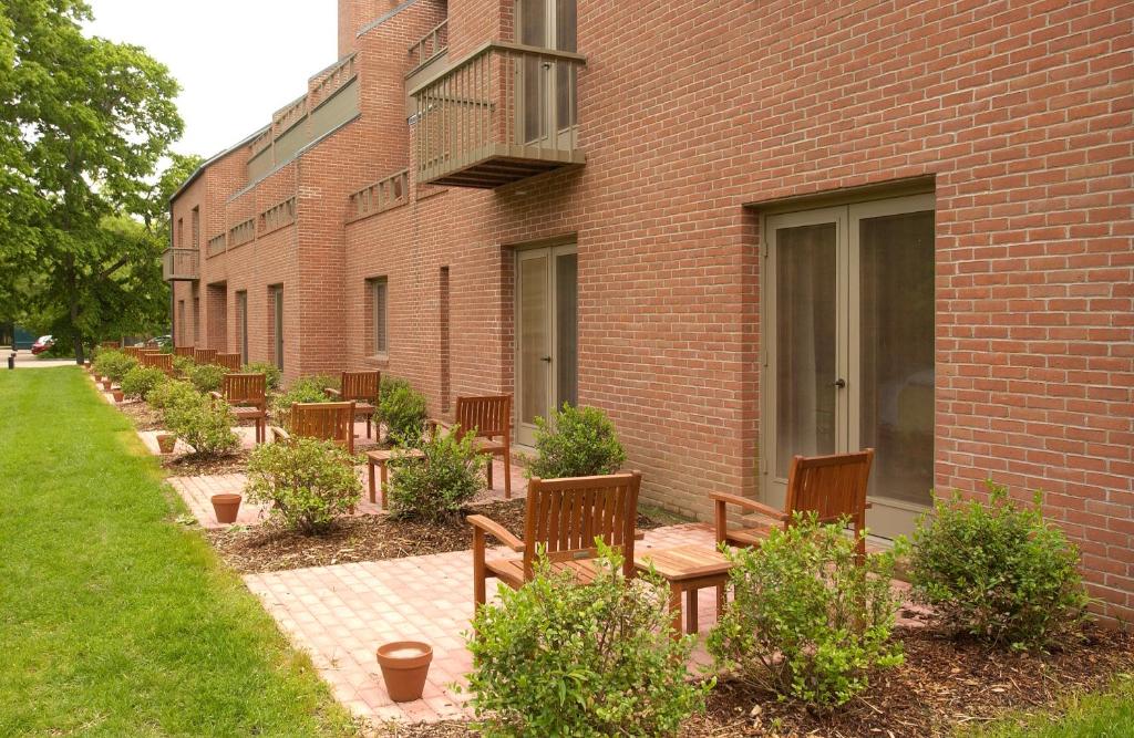 New Harmony Inn Resort and Conference Center - image 4