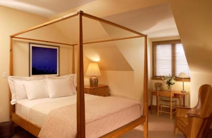 New Harmony Inn Resort and Conference Center - image 6