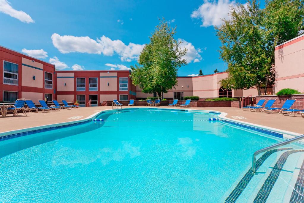 Burrstone Inn Ascend Hotel Collection - image 6