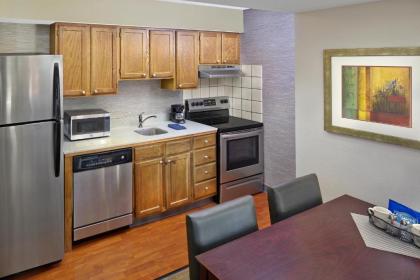 New Haven Village Suites - image 14