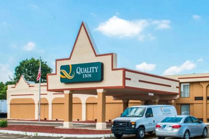 Quality Inn New Kensington - image 13