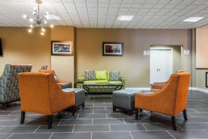 Quality Inn New Kensington - image 2