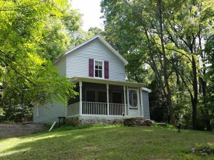 Walnut Springs - image 12