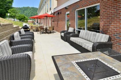 Holiday Inn Express & Suites New Martinsville an IHG Hotel - image 13