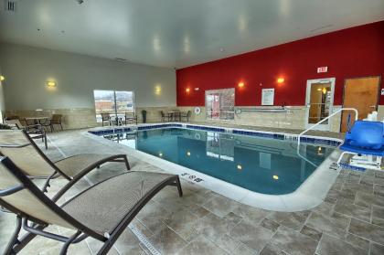 Holiday Inn Express & Suites New Martinsville an IHG Hotel - image 5