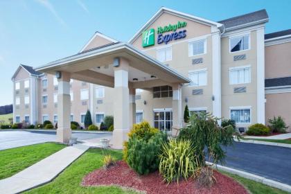 Holiday Inn Express  Suites Gibson an IHG Hotel