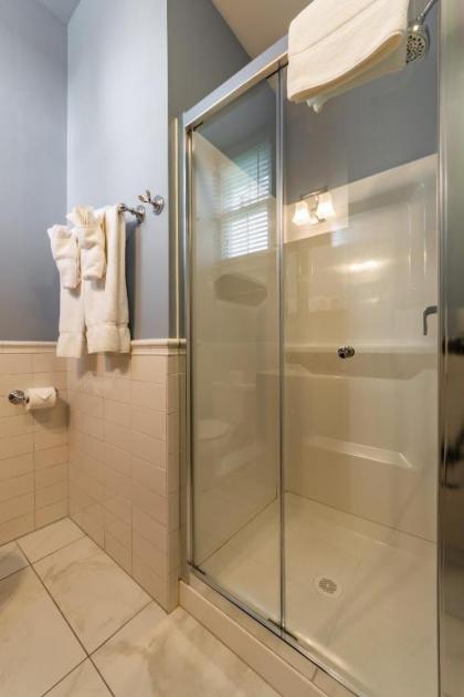 Homestead Inn - image 13