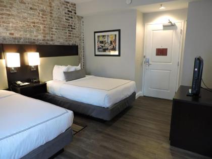 Best Western Plus St. Christopher Hotel - image 4