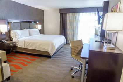 Holiday Inn New Orleans-Downtown Superdome an IHG Hotel - image 4