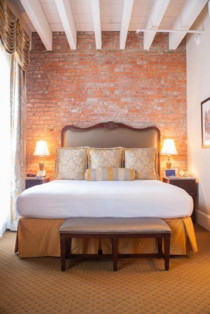 French Market Inn