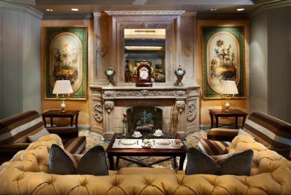Windsor Court Hotel - image 3
