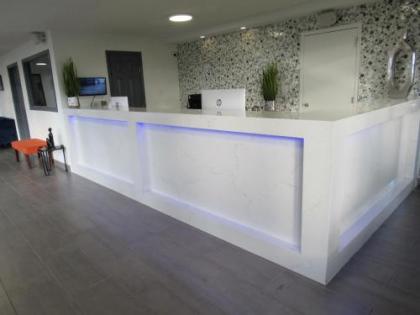 Ramada by Wyndham New Orleans - image 2
