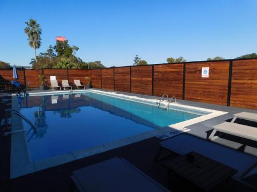 Ramada by Wyndham New Orleans - image 5