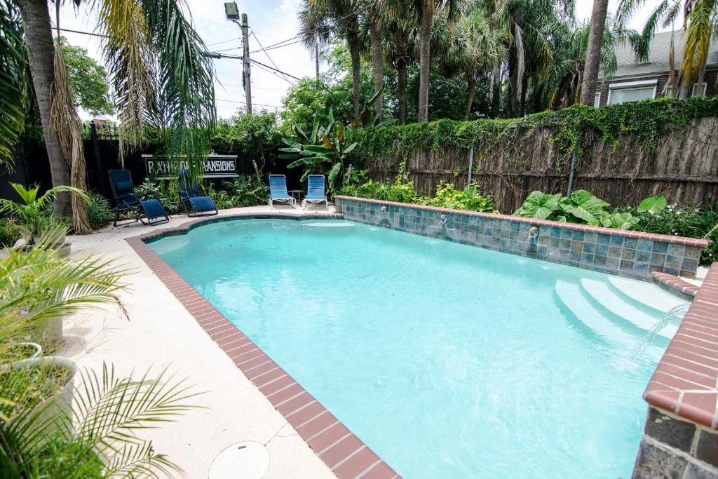 Rathbone Mansions New Orleans - image 4