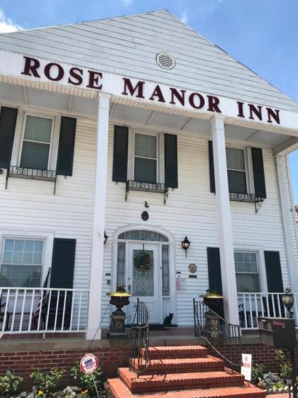 Rose Manor Bed & Breakfast - image 2