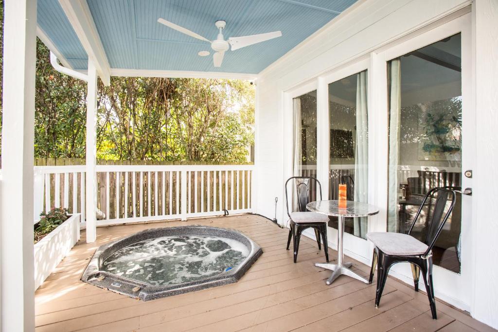 Creole Cottage Uptown - image 5