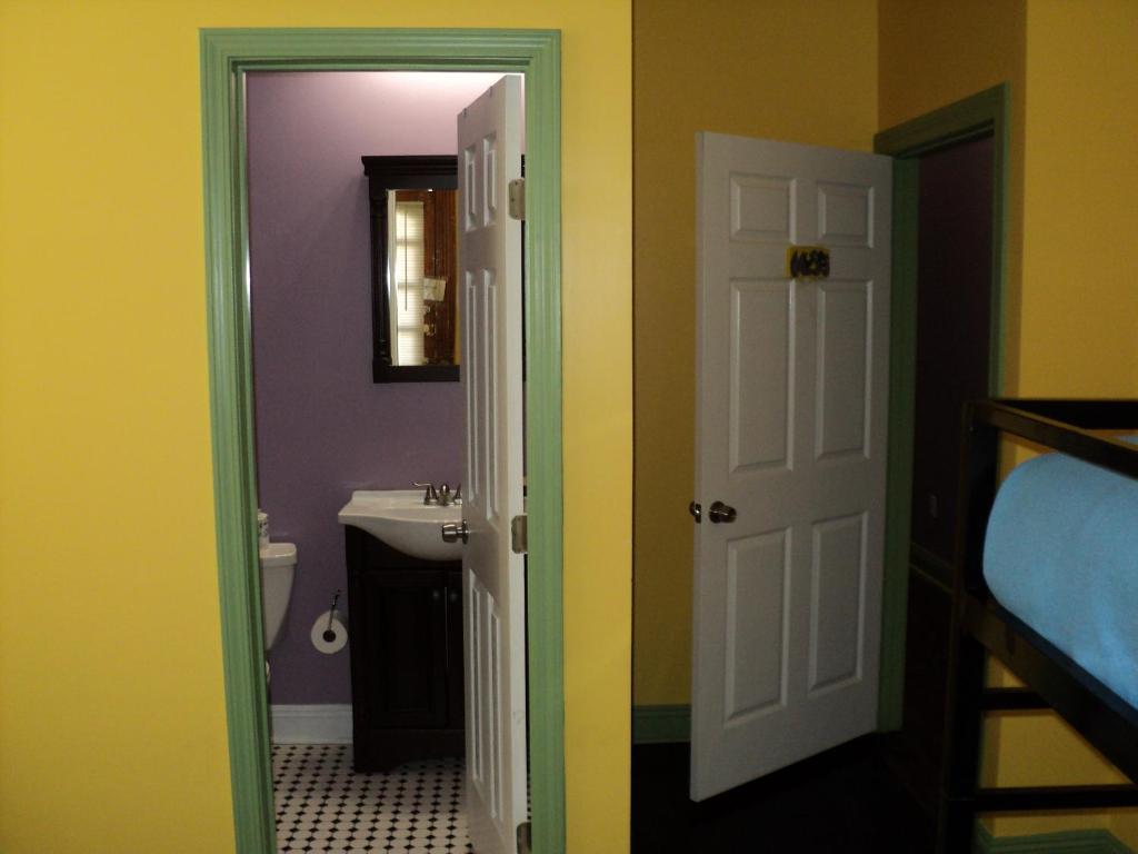India House Hostel - image 5