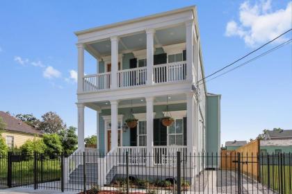 Royal Grand Villa Off Esplanade Ave Louisiana