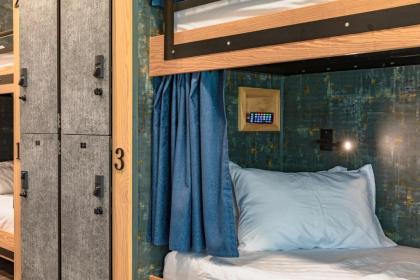 HI New Orleans Hostel - image 4
