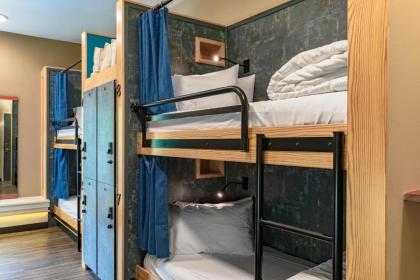 HI New Orleans Hostel - image 5